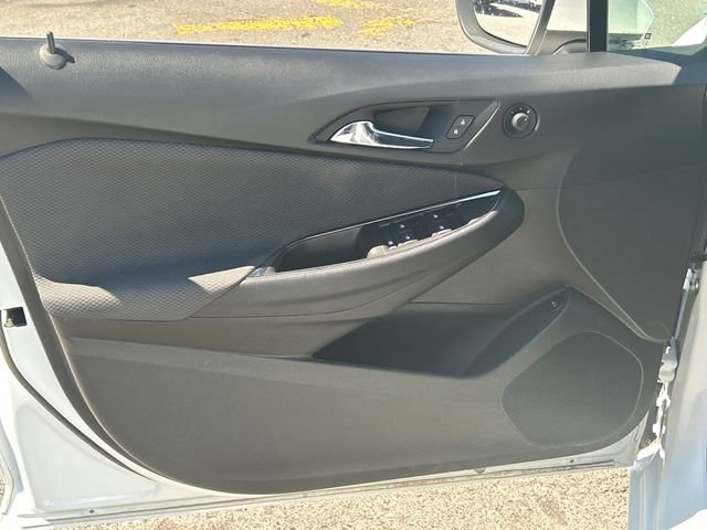Used 2019 Chevrolet Cruze LT image 11