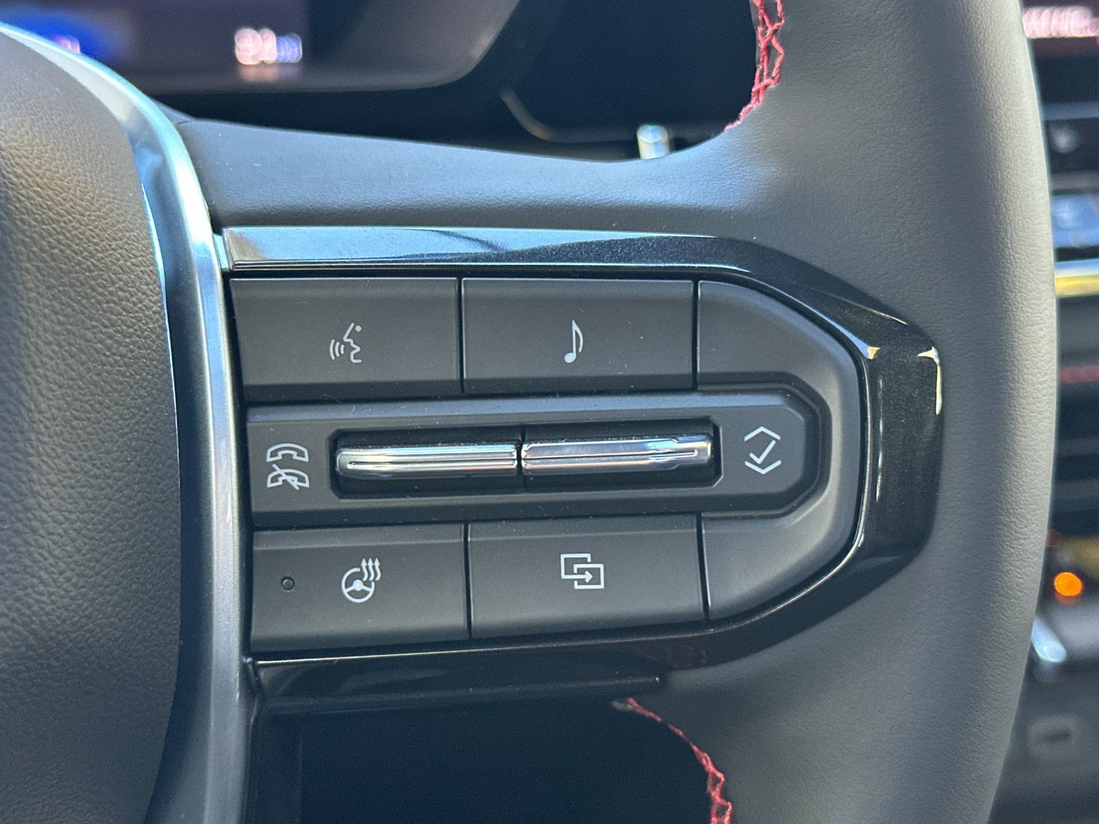 New 2025 Chevrolet Colorado Z71 w/ Midnight Edition image 29