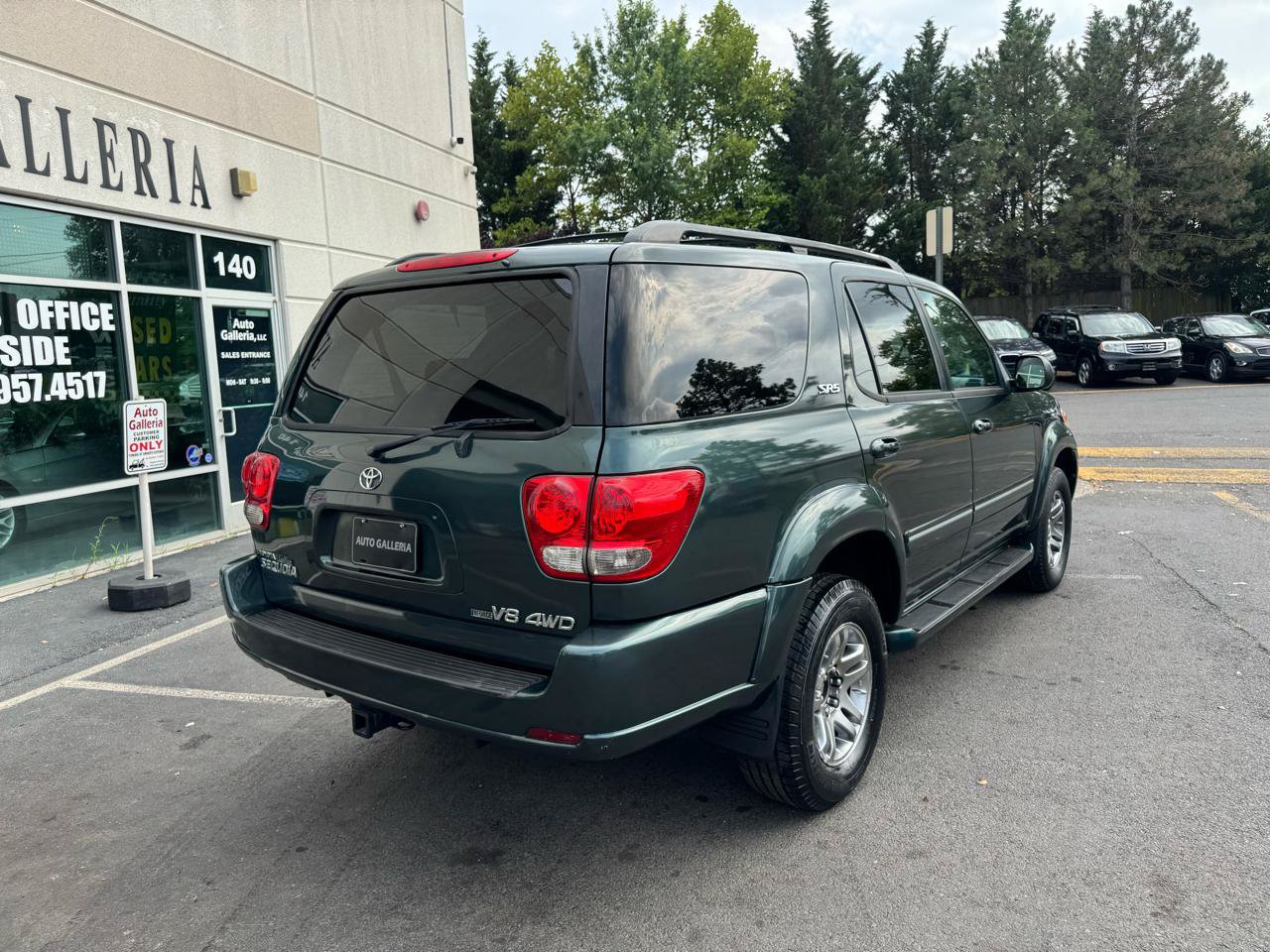 Used 2007 Toyota Sequoia SR5 AWD/4WD image 5
