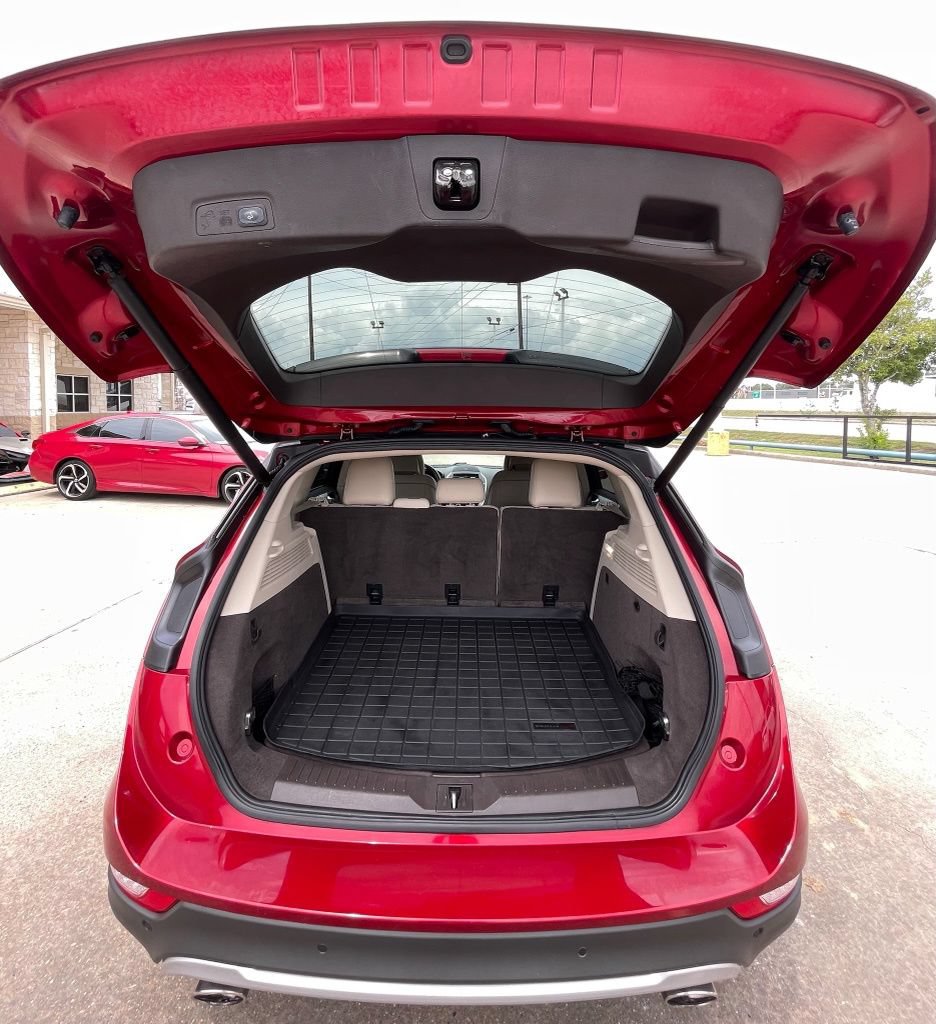 Used 2018 Lincoln MKC Reserve AWD/4WD image 10