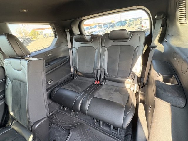 Used 2023 Jeep Grand Cherokee L Laredo image 9