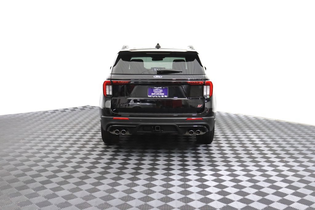 Used 2025 Ford Explorer ST AWD/4WD image 8