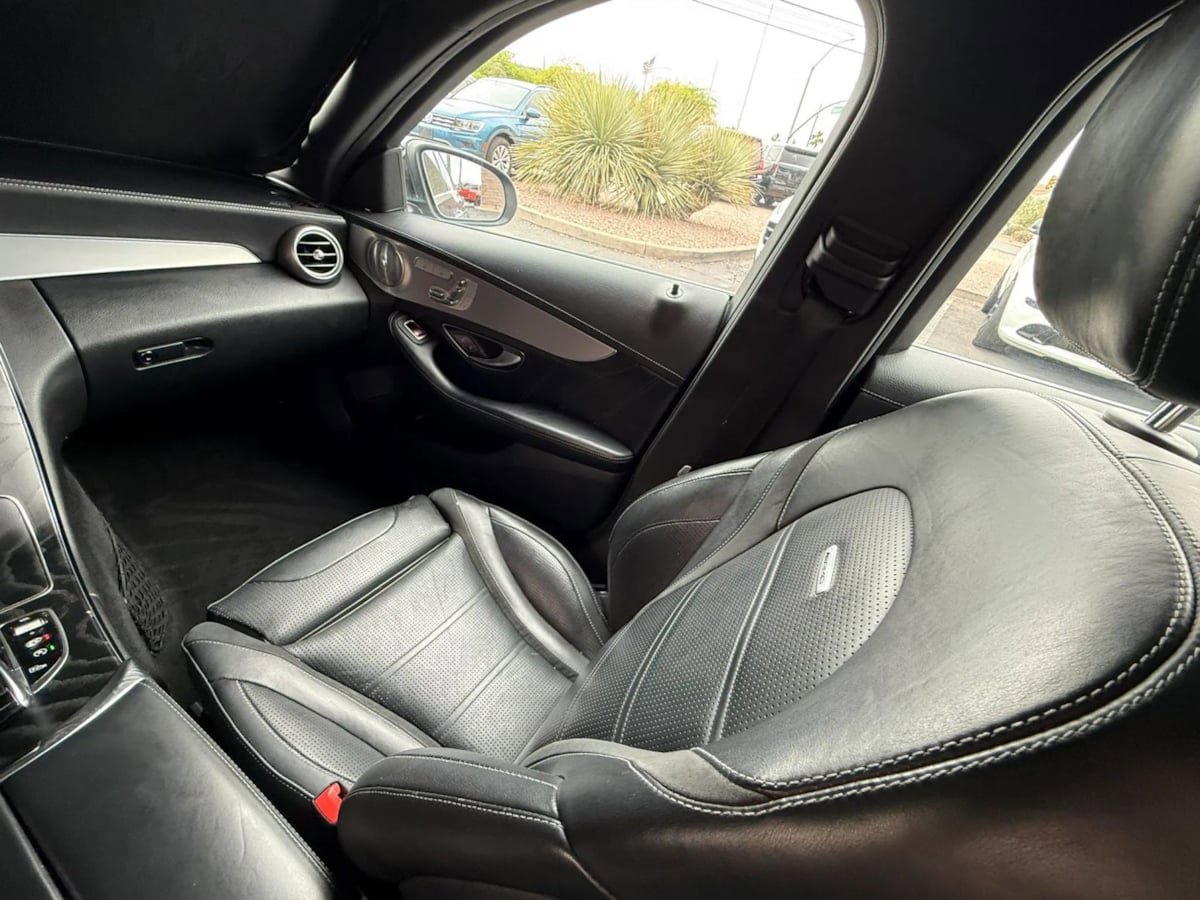 Used 2020 Mercedes-Benz C 63 AMG Sedan image 48