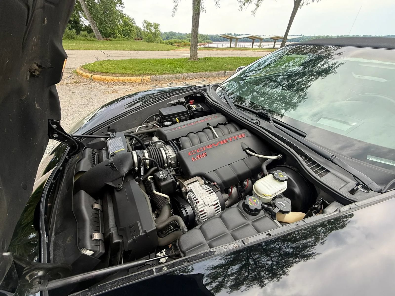 Used 2005 Chevrolet Corvette Convertible w/ Preferred Equipment Group RWD image 9