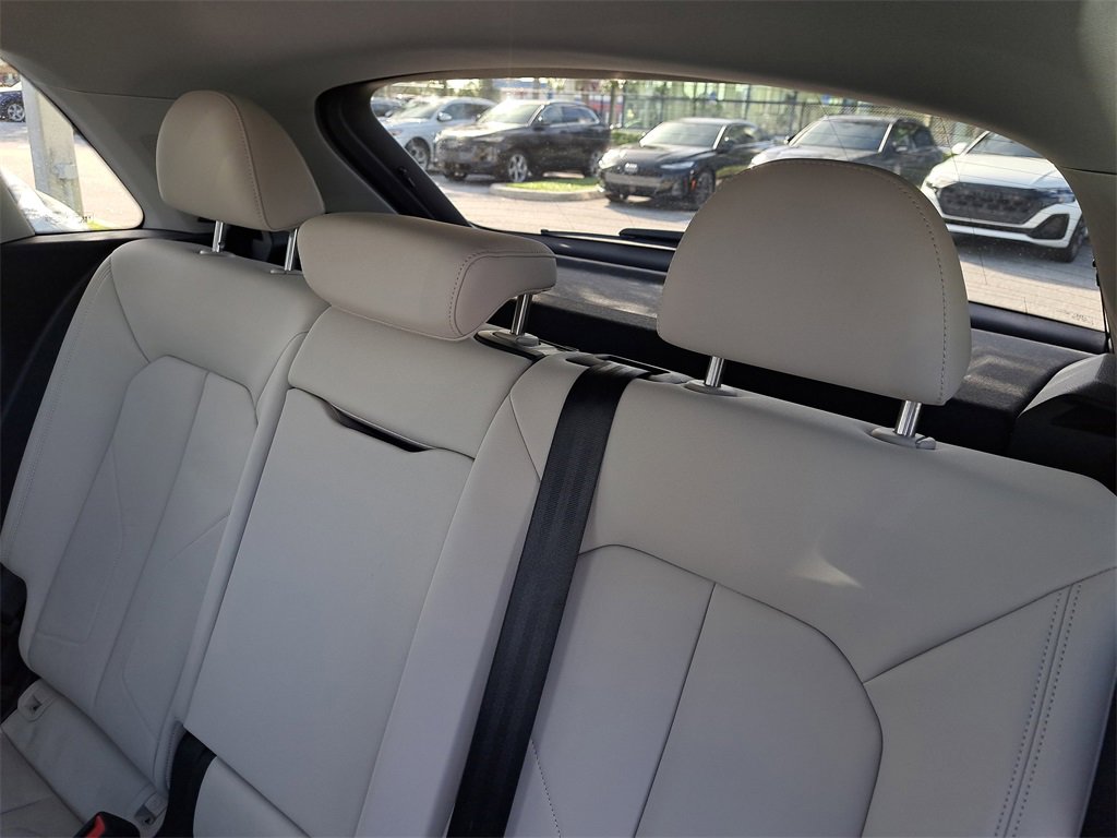 Certified 2023 Audi Q3 2.0T Premium w/ Convenience Package image 28