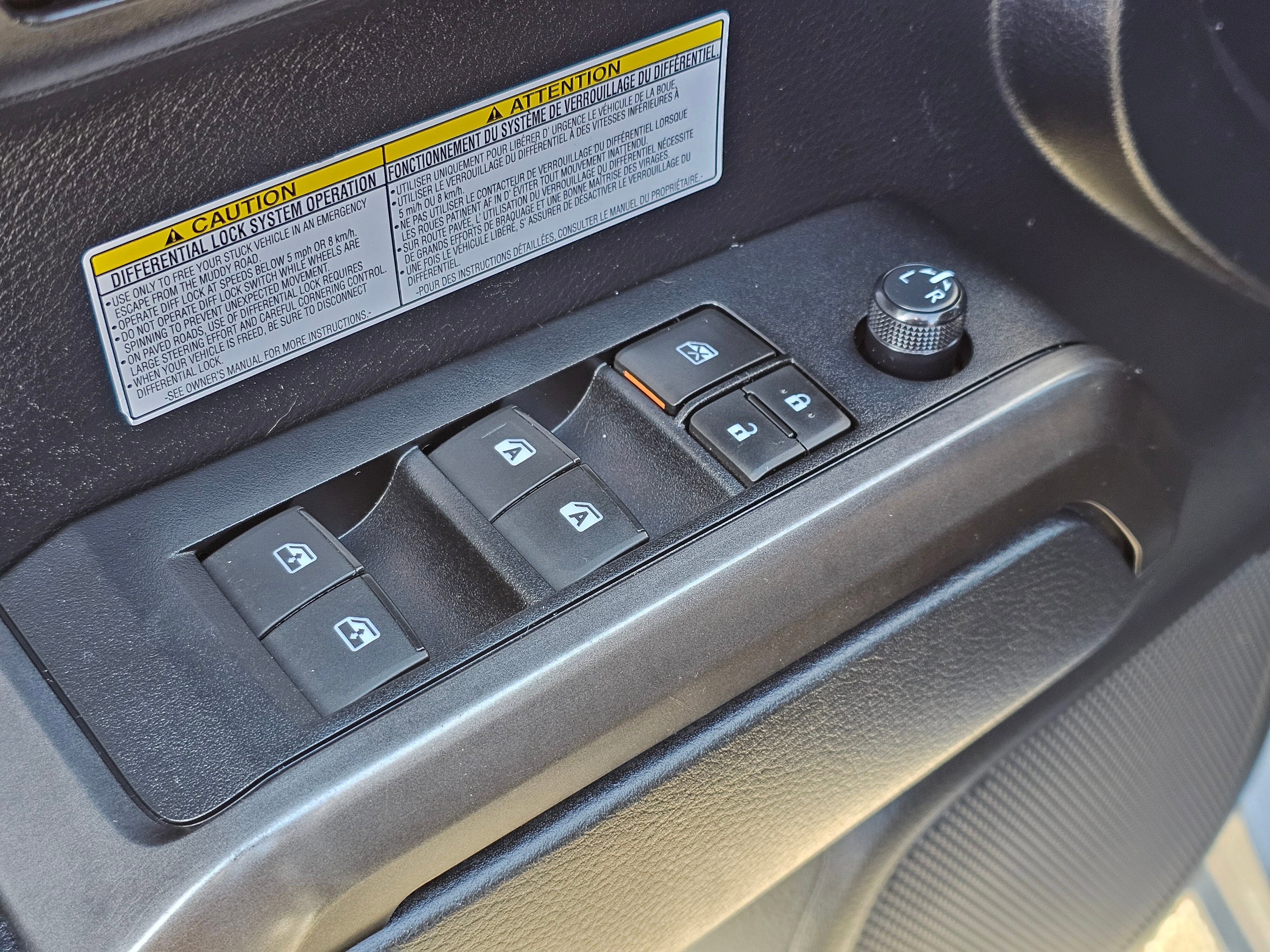 Used 2019 Toyota Tacoma TRD Off-Road image 24