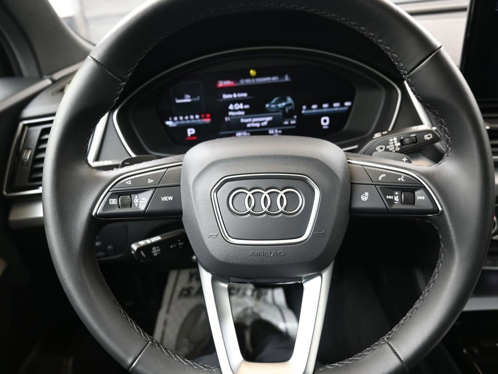 Certified 2025 Audi Q5 2.0T Premium w/ Convenience Plus Package image 25