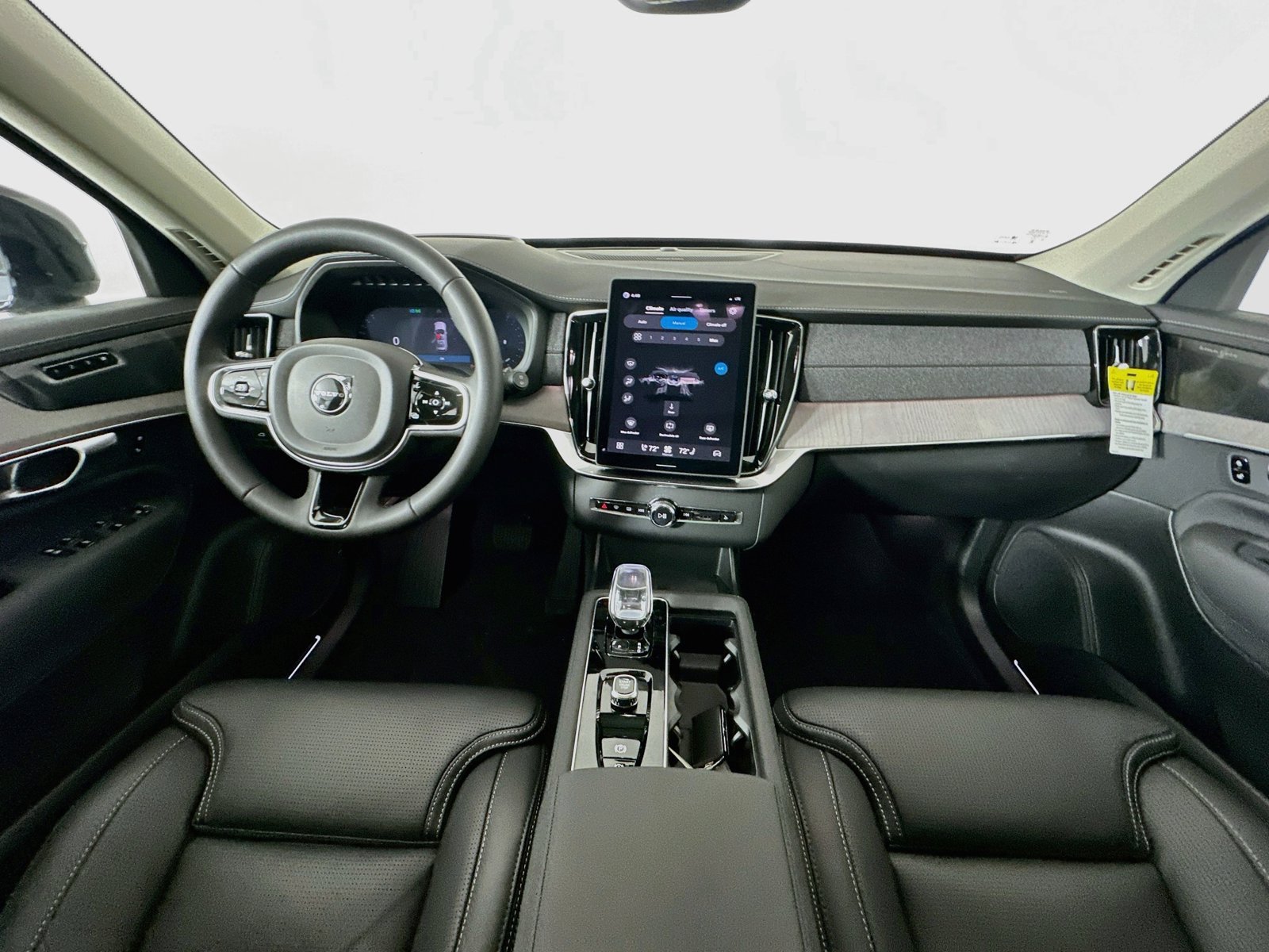 New 2027 Volvo XC90 B6 Ultra AWD/4WD image 14