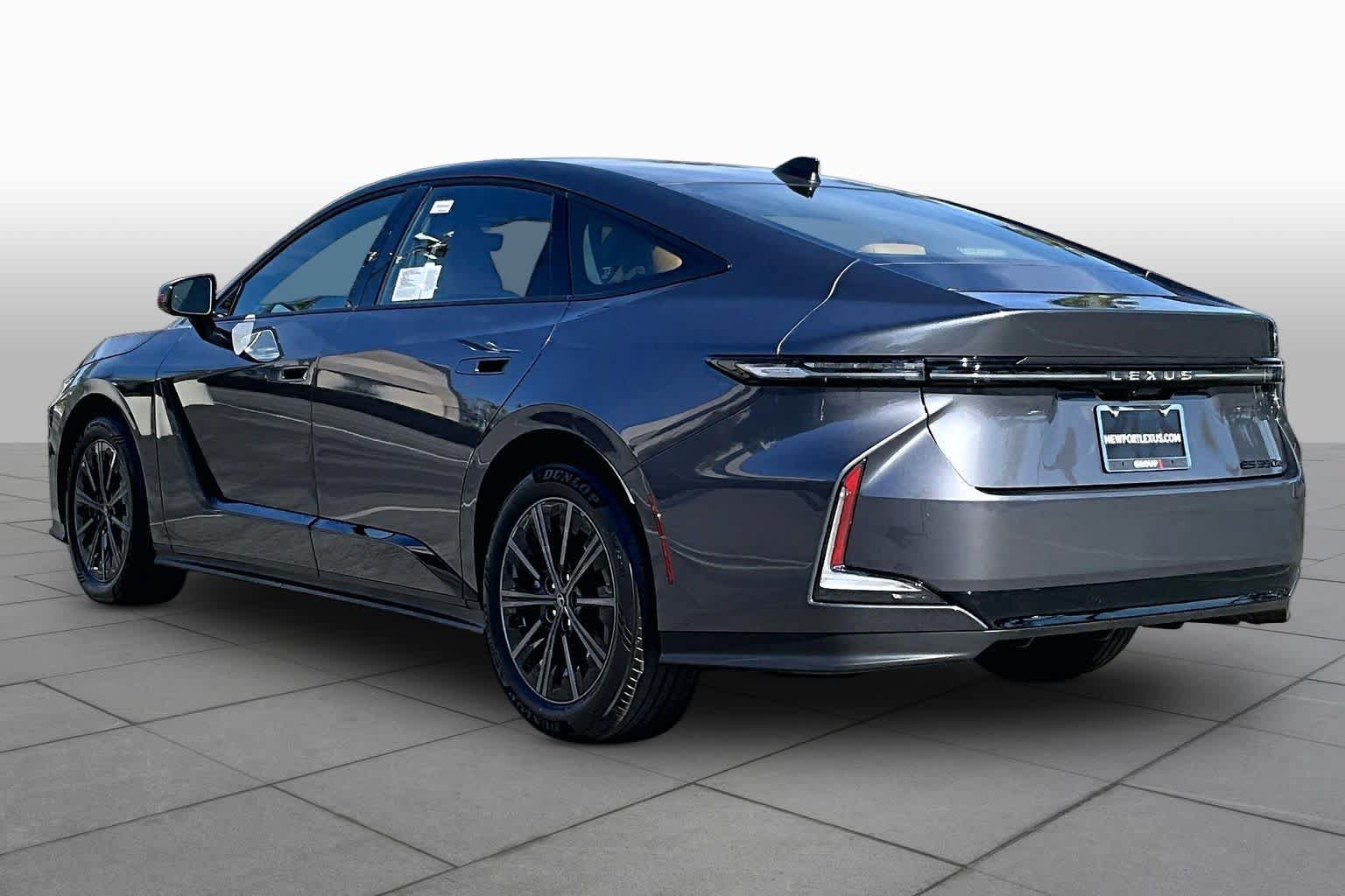 New 2026 Lexus ES 350e w/ Convenience Package FWD image 7