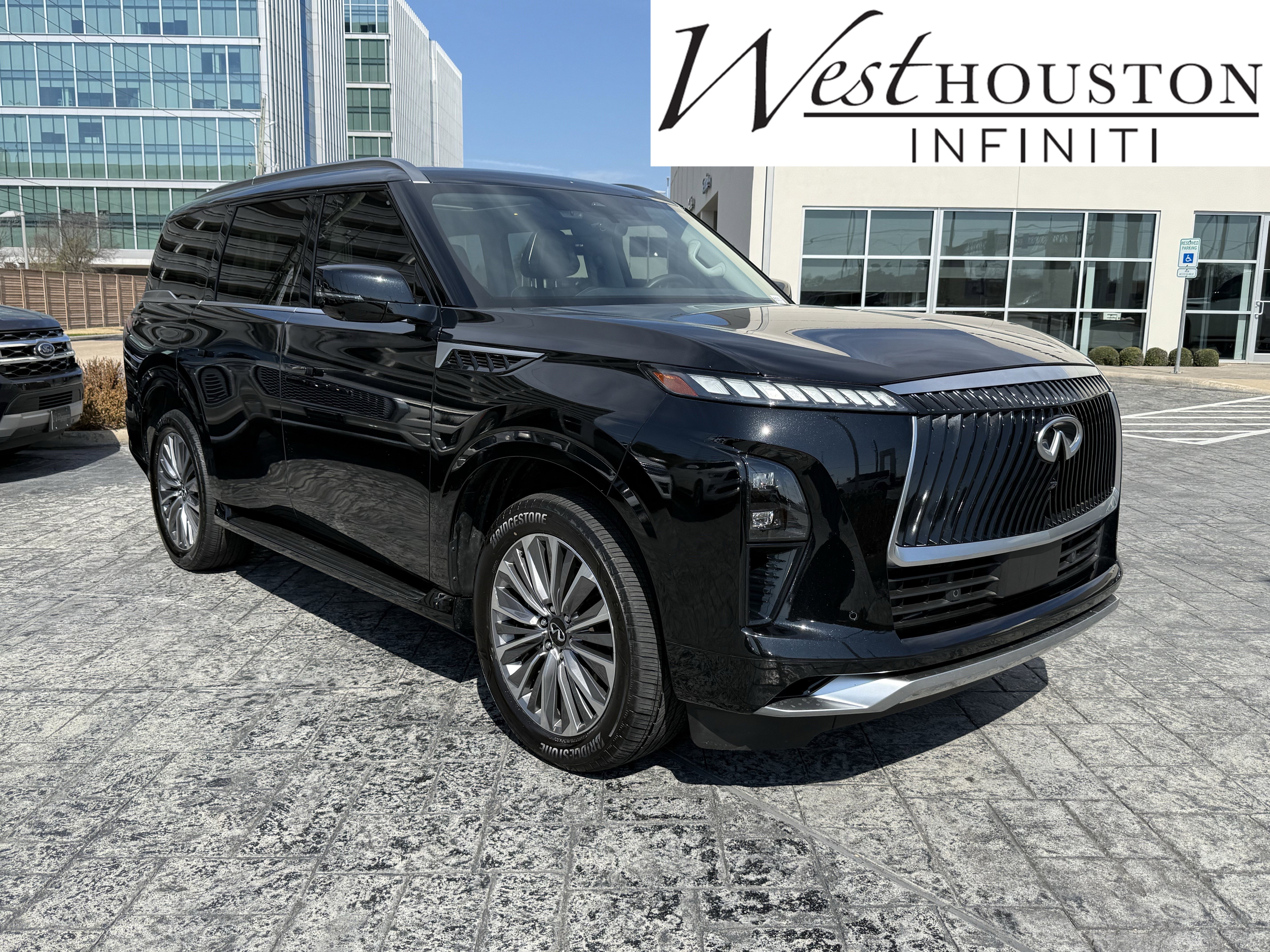 Certified 2025 INFINITI QX80 Sensory