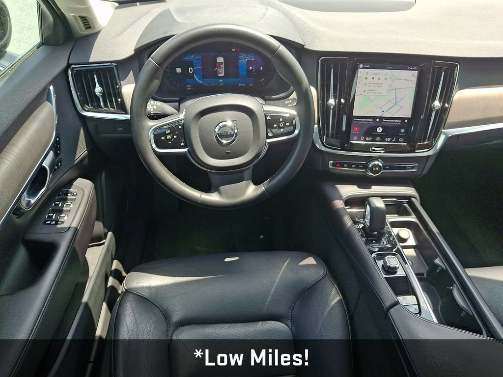 Used 2023 Volvo S90 B6 Plus AWD/4WD image 13
