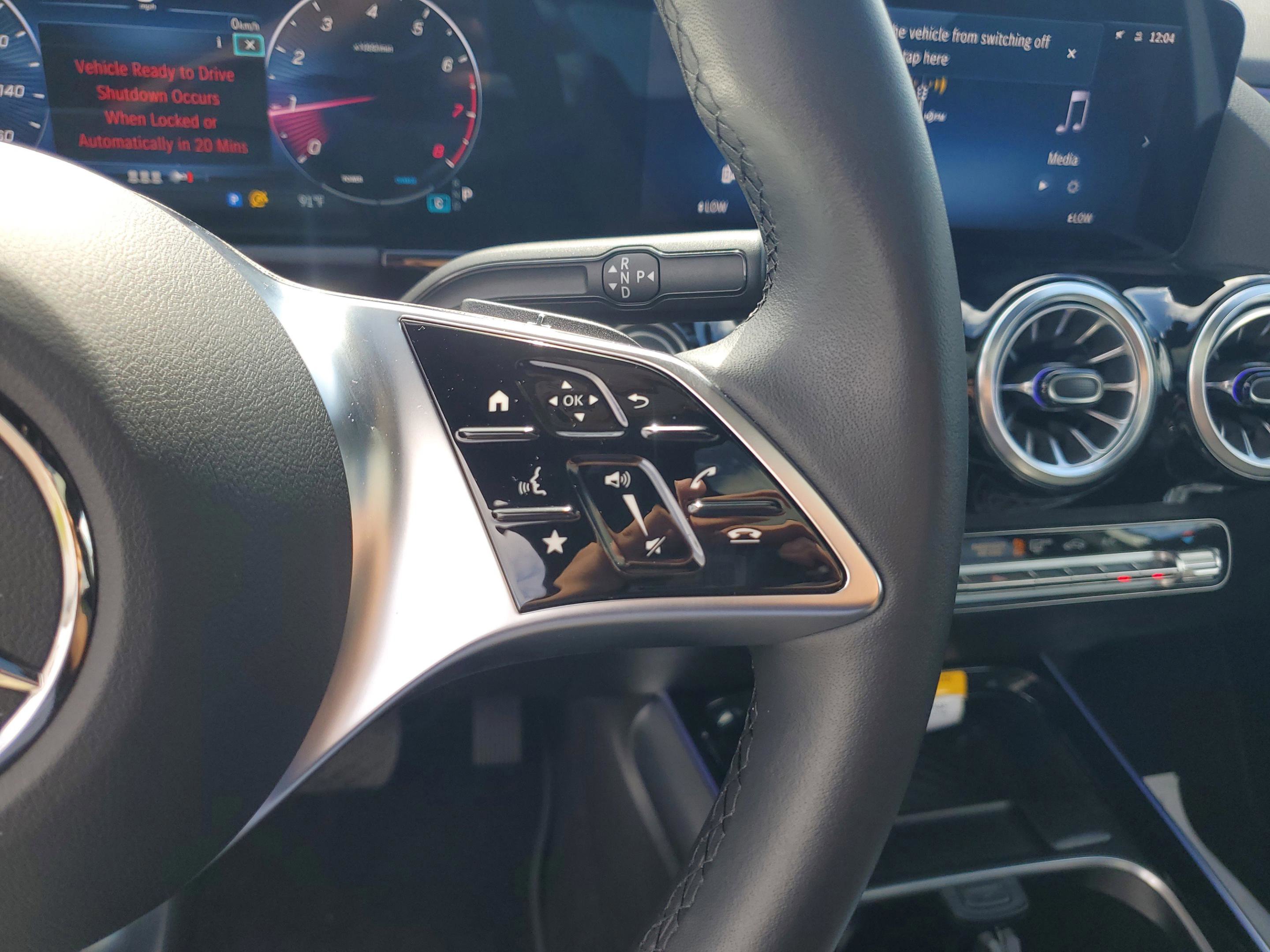 Certified 2025 Mercedes-Benz GLA 250 image 34