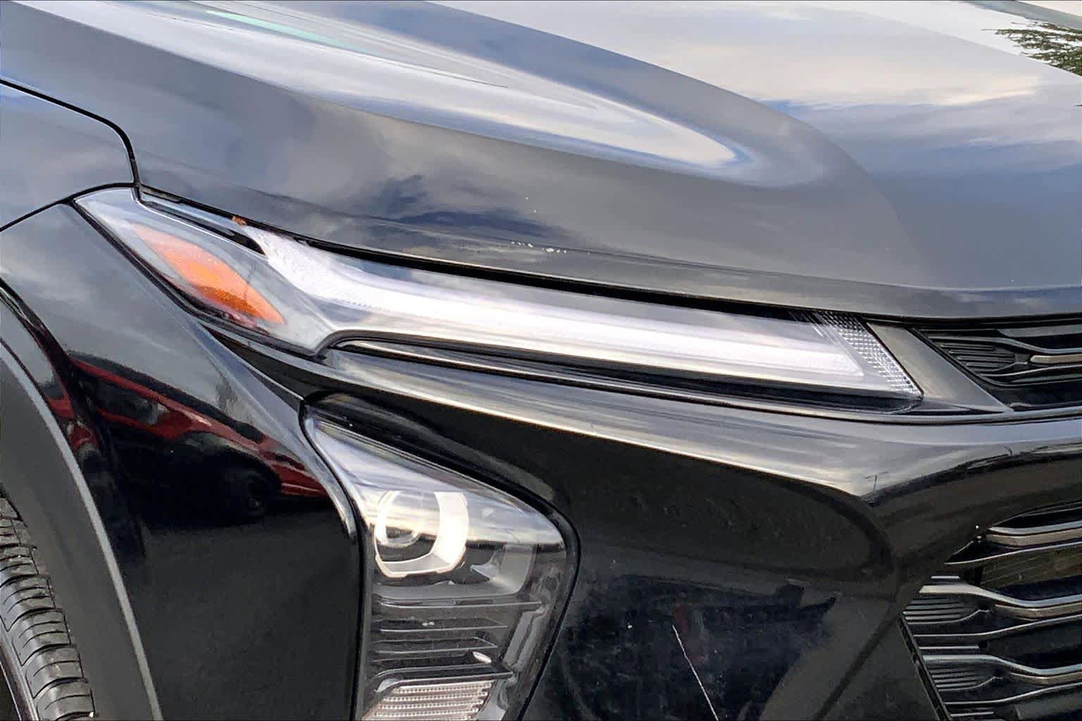 Used 2025 Chevrolet Trax ACTIV w/ Driver Confidence Package FWD image 24