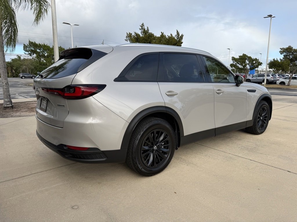 Used 2024 MAZDA CX-90 3.3 Turbo w/ Preferred Package image 4