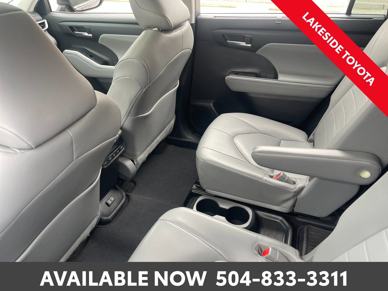 Used 2023 Toyota Highlander XLE image 14