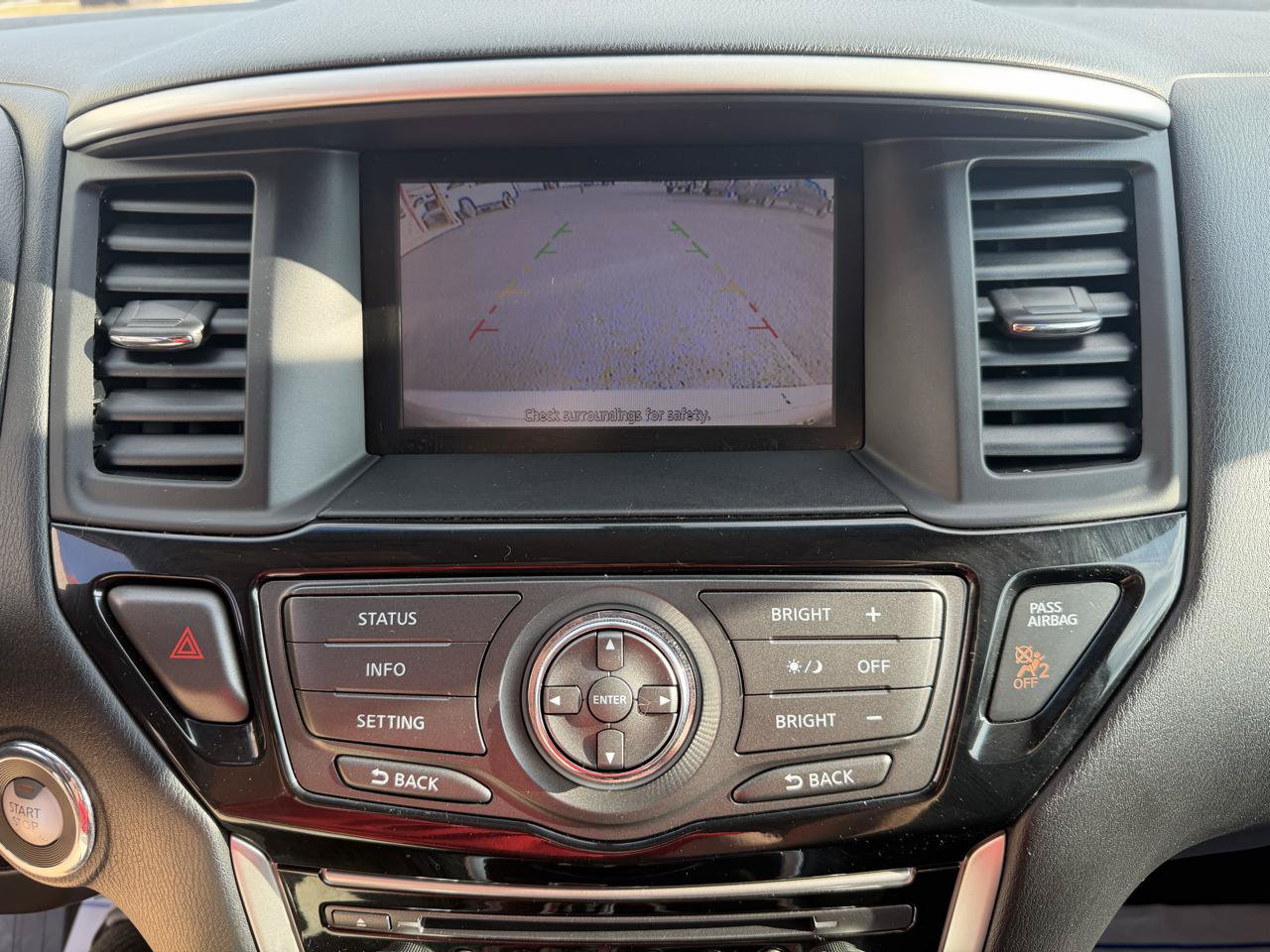Used 2013 Nissan Pathfinder SV AWD/4WD image 34