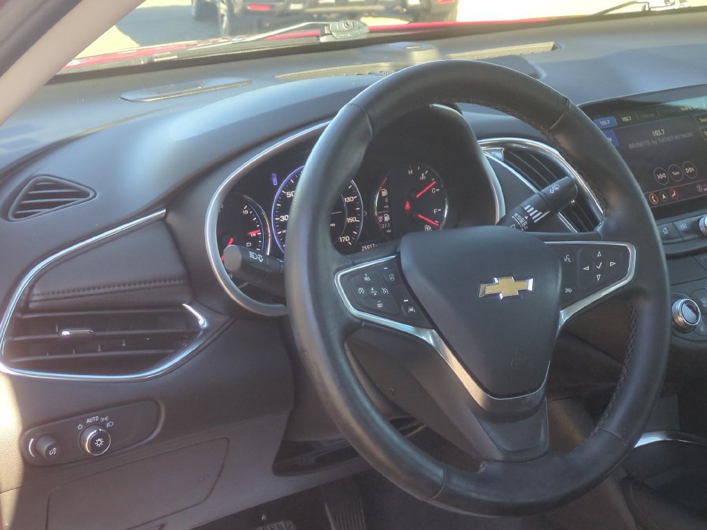 Used 2023 Chevrolet Malibu LT FWD image 9