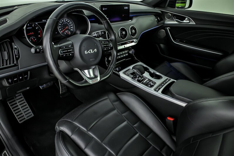 Used 2022 Kia Stinger GT2 AWD/4WD image 20