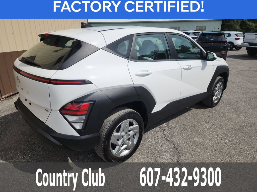 Certified 2025 Hyundai Kona SE AWD/4WD image 8