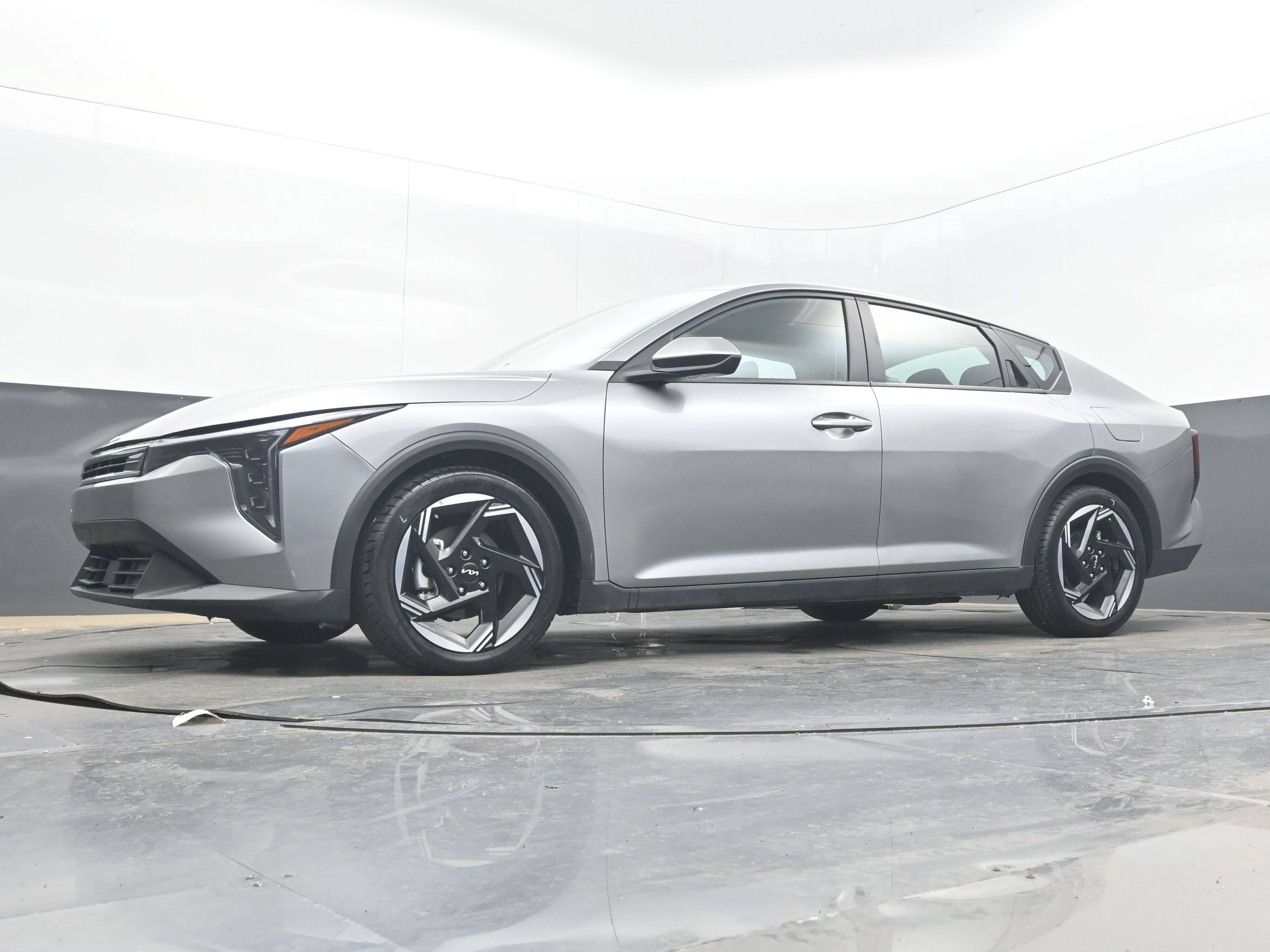 Used 2025 Kia K4 EX FWD image 21