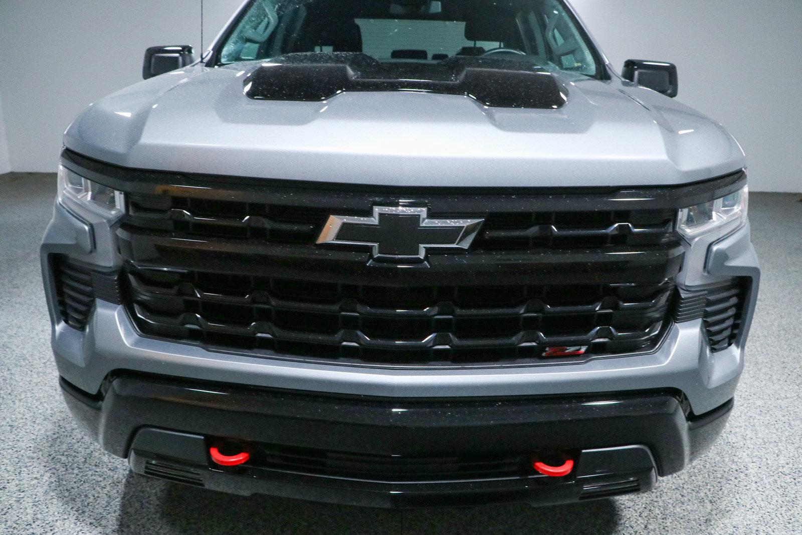 Used 2024 Chevrolet Silverado 1500 LT Trail Boss w/ Protection Package AWD/4WD image 4