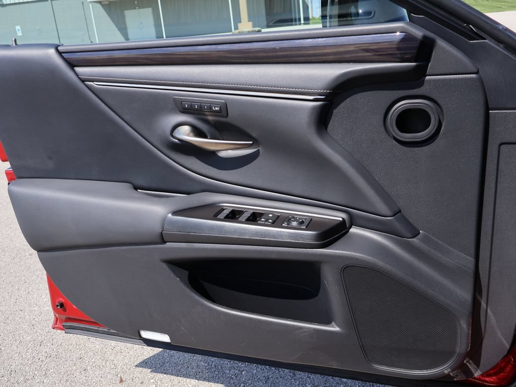 Used 2019 Lexus ES 350 w/ Premium Package FWD image 34