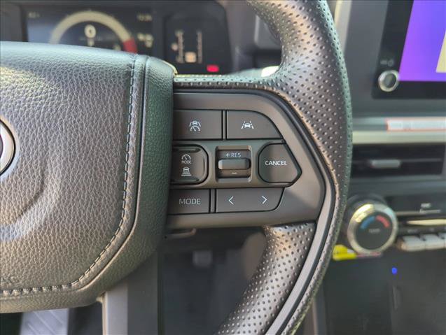 Certified 2026 Toyota Tacoma SR5 AWD/4WD image 17