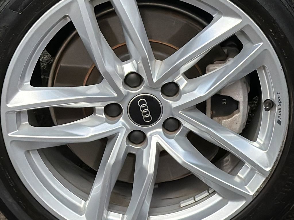 Used 2024 Audi A4 2.0T Premium Plus image 4
