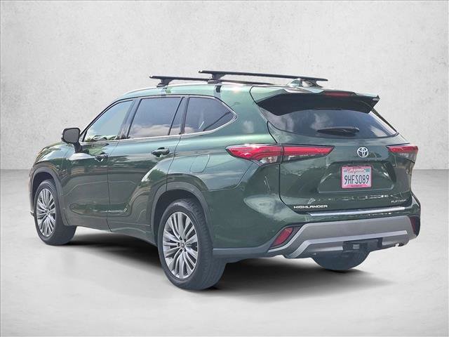 Used 2023 Toyota Highlander Platinum FWD image 8