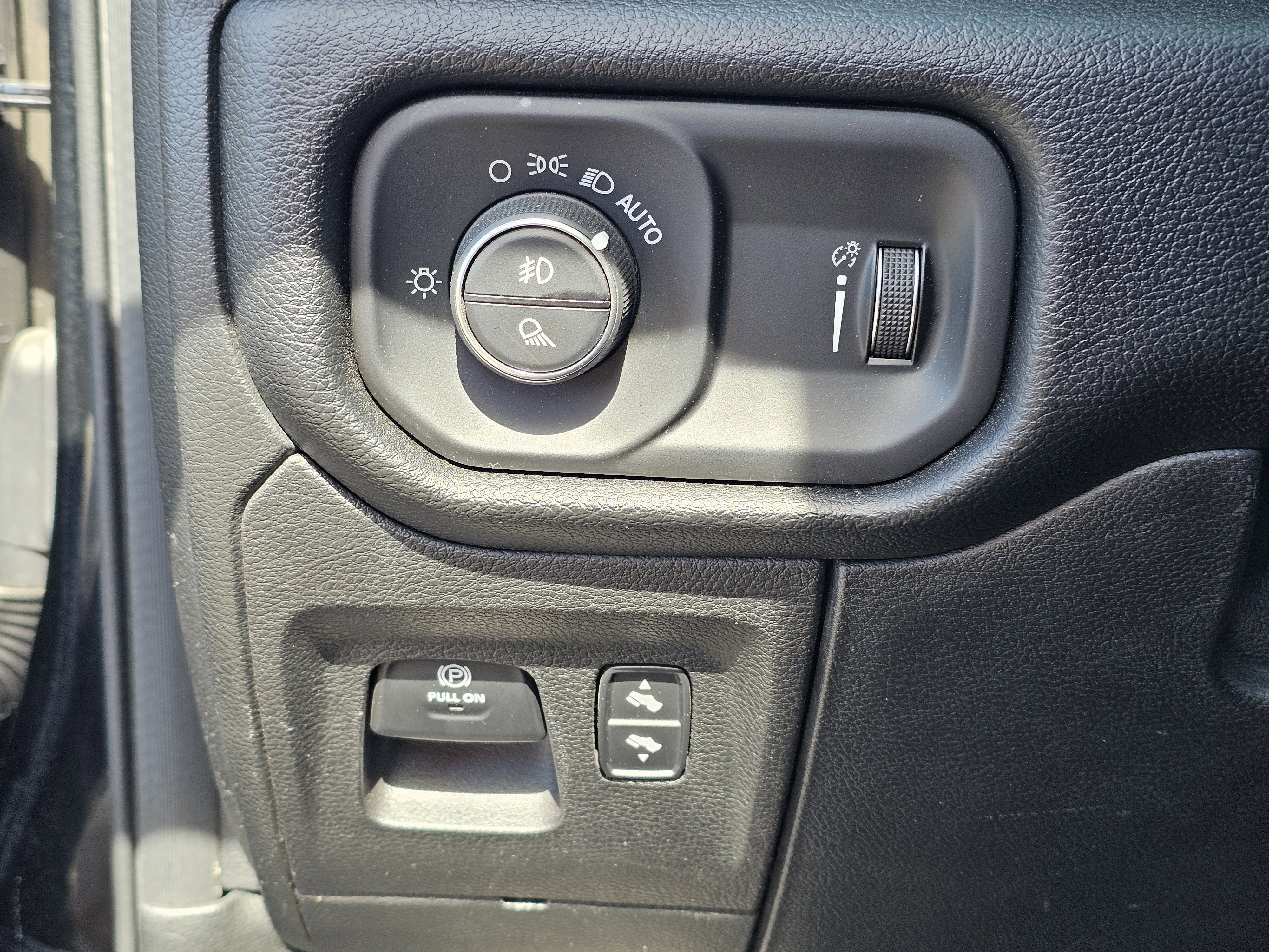 Used 2021 RAM 1500 Rebel w/ Rebel Level 2 Equipment Group AWD/4WD image 19
