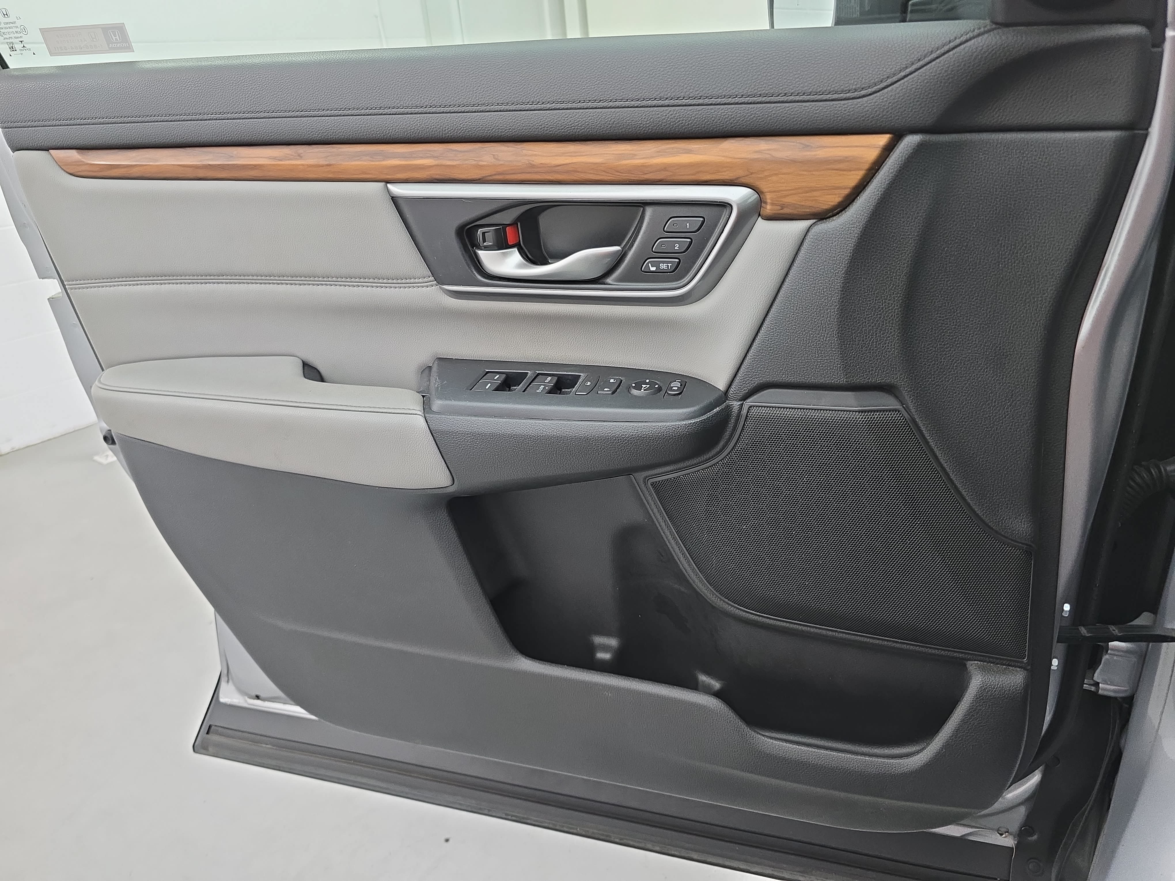 Used 2019 Honda CR-V EX-L image 27