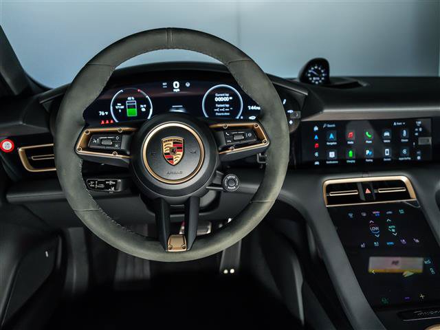 Used 2025 Porsche Taycan 4S AWD/4WD image 19