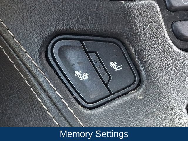 Used 2016 Chevrolet Suburban LT AWD/4WD image 16