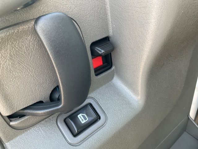 Used 2024 GMC Savana 2500 w/ Driver Convenience Package RWD image 5