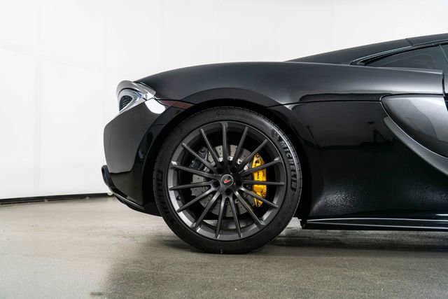 Used 2017 McLaren 570S RWD image 11