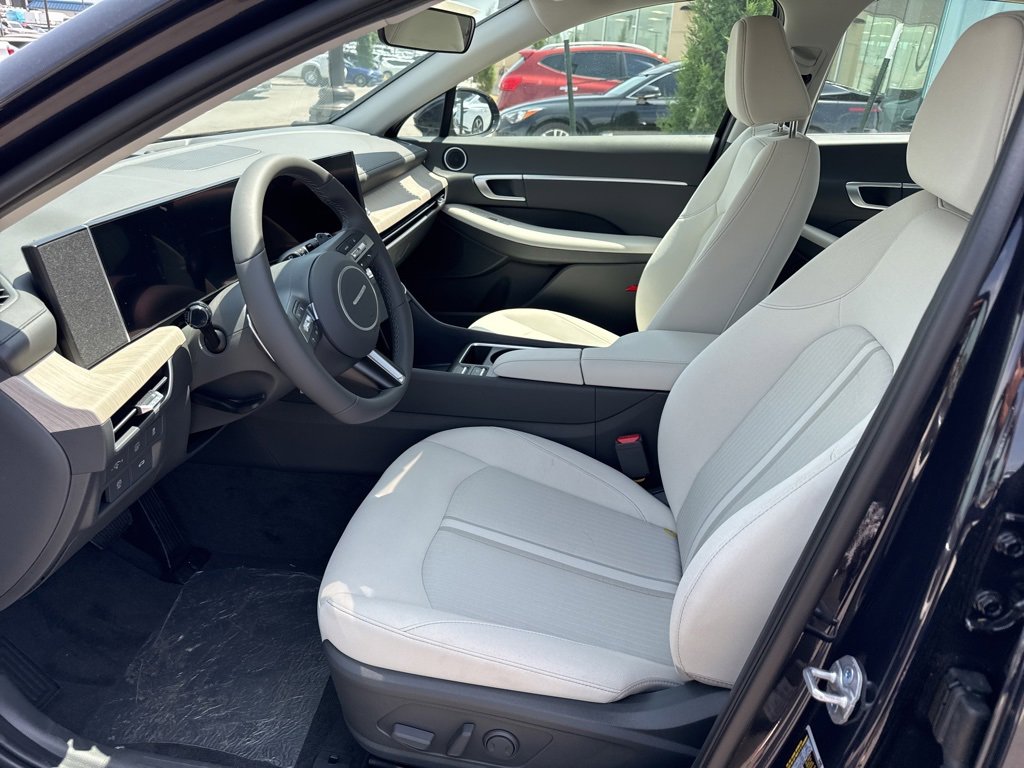 New 2025 Hyundai Sonata SEL image 8