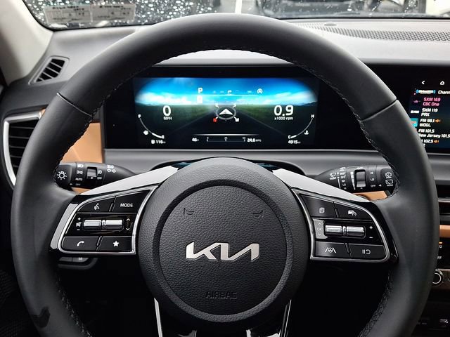Used 2024 Kia Seltos EX image 20
