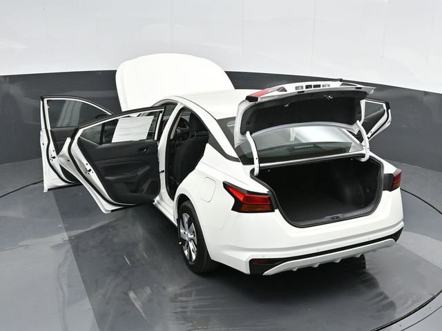 Used 2025 Nissan Altima 2.5 S FWD image 50