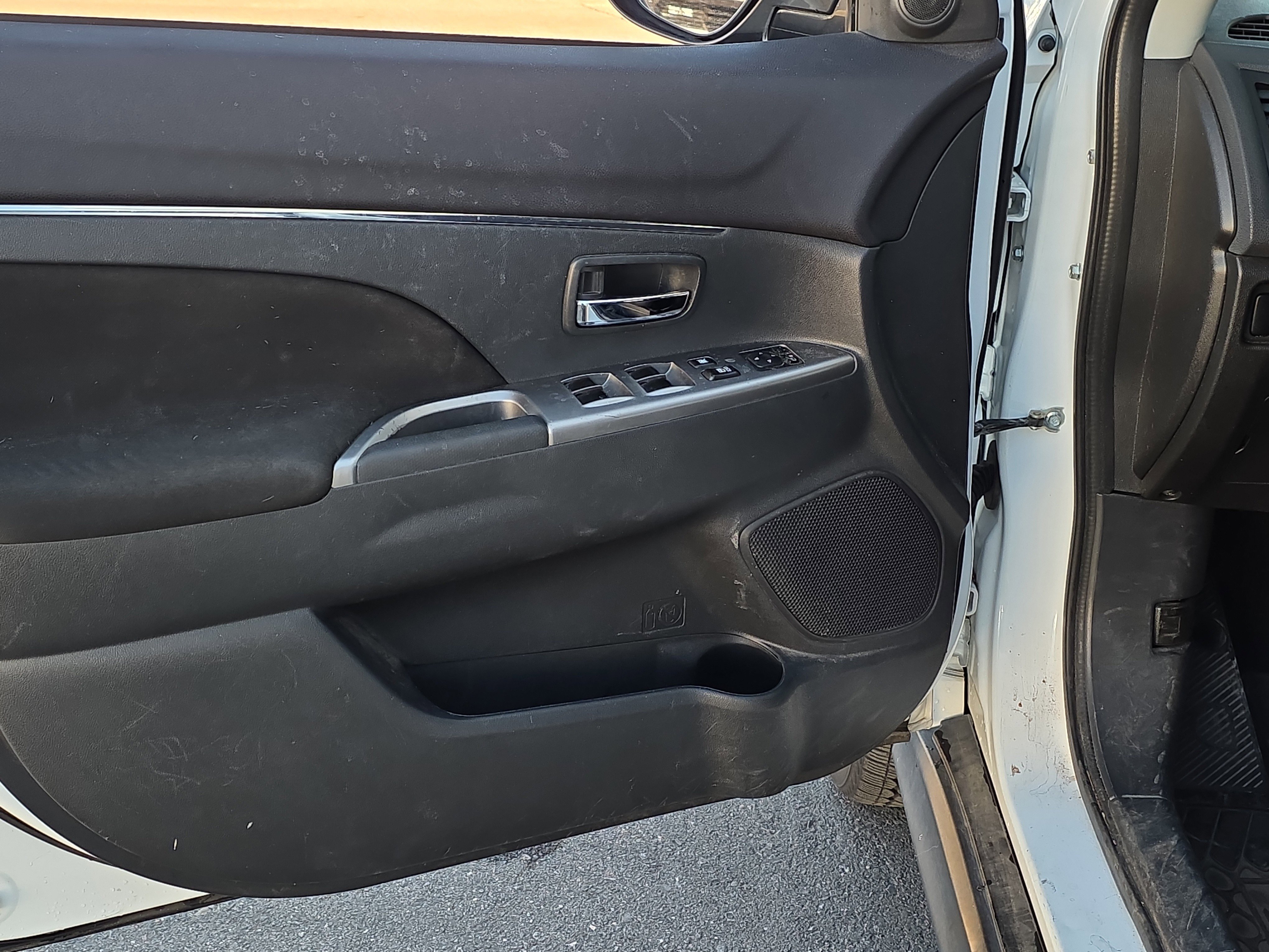 Used 2019 Mitsubishi Outlander Sport SE image 10