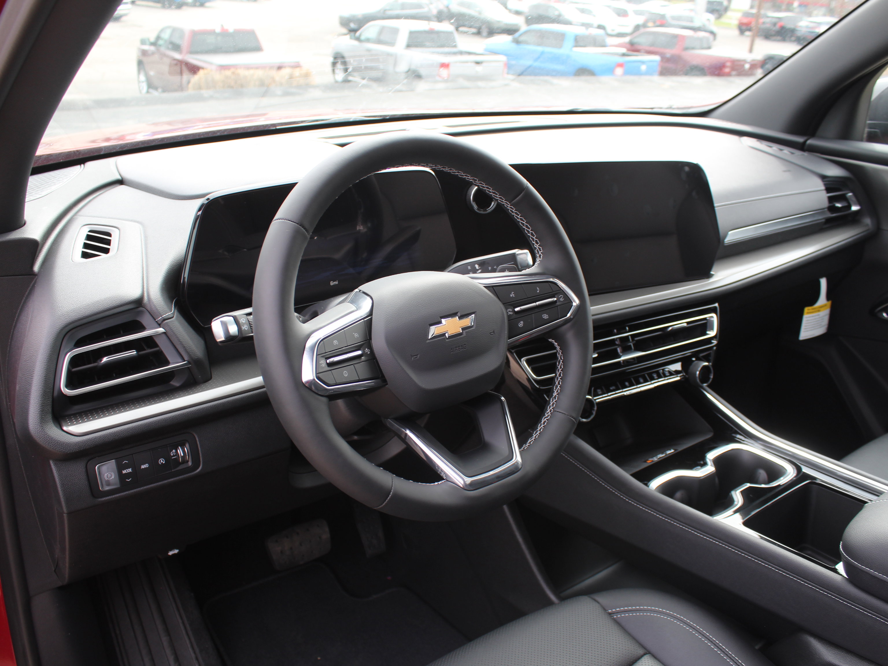 New 2026 Chevrolet Traverse LT w/ Sun and Wheel Package image 11