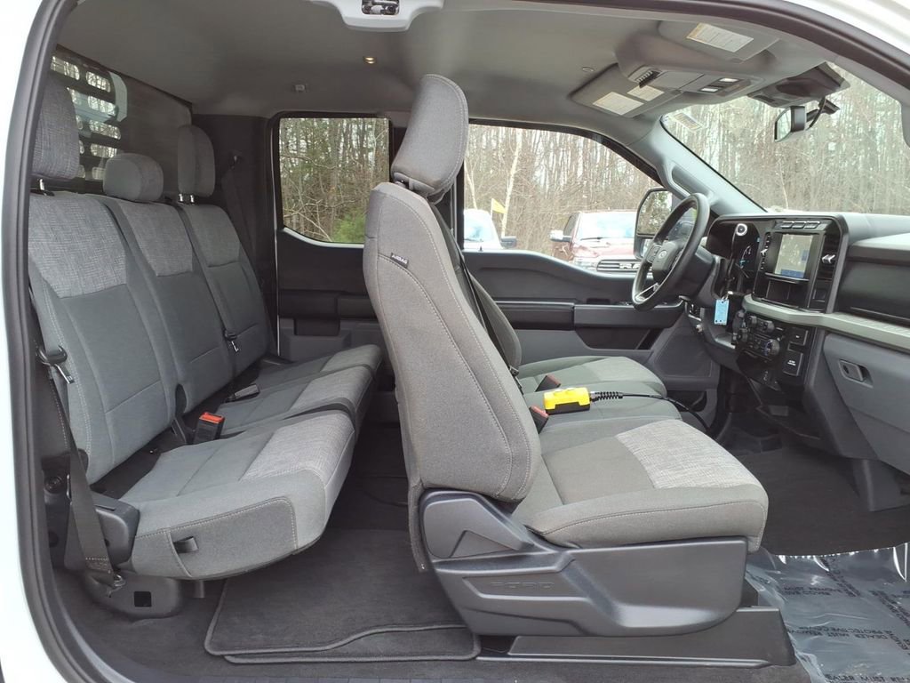 Used 2024 Ford F350 XLT w/ XLT Value Package image 17