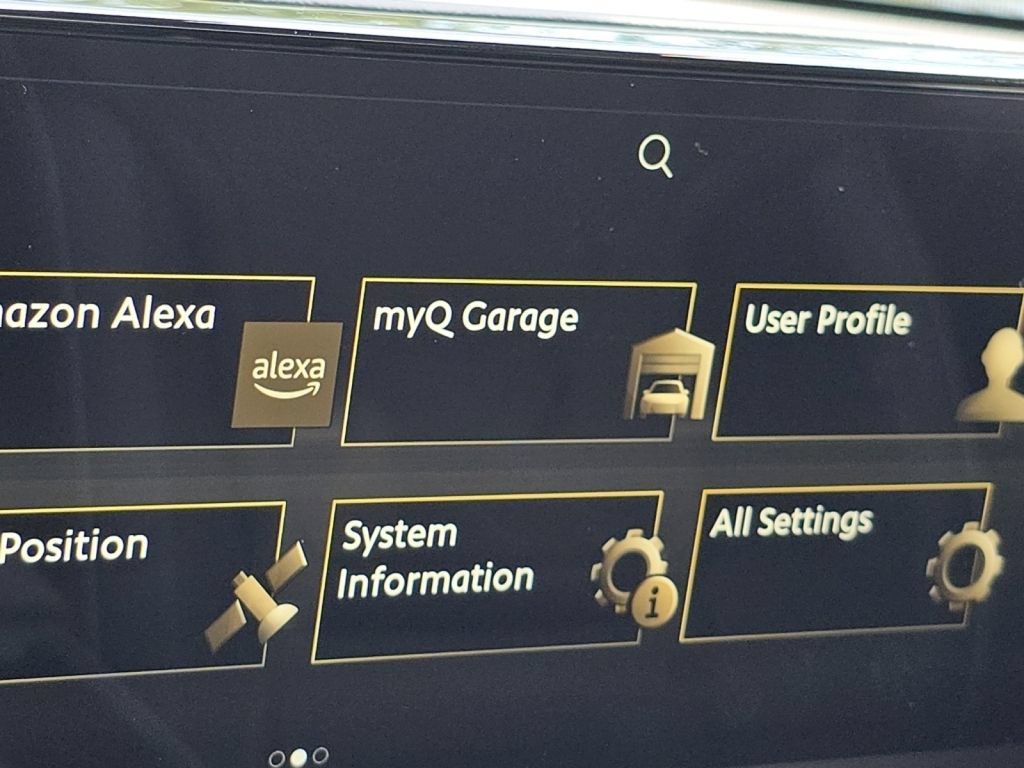 Certified 2025 INFINITI QX80 Luxe w/ Cargo Package RWD image 13