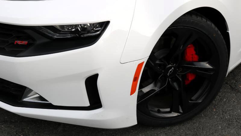 Used 2023 Chevrolet Camaro LT w/ RS Package image 5