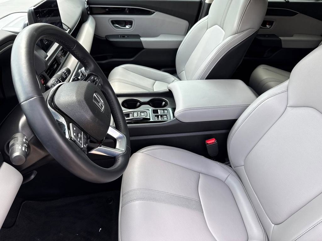 Used 2023 Honda Pilot EX-L image 18