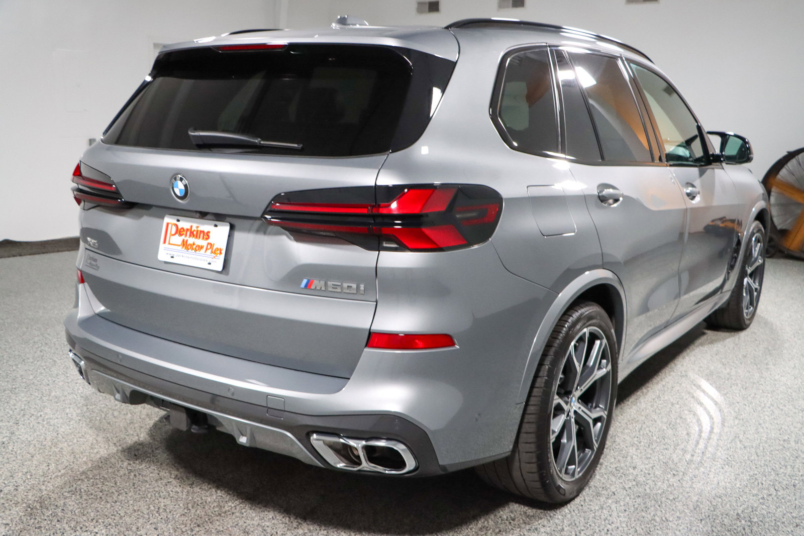 Used 2024 BMW X5 M60i image 7