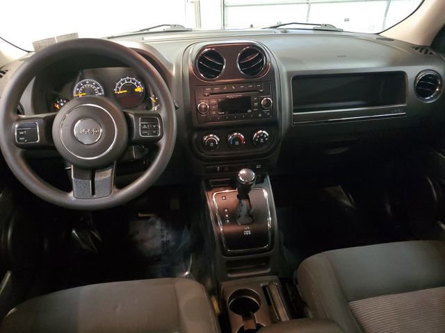 Used 2016 Jeep Patriot Sport w/ Power Value Group FWD image 13