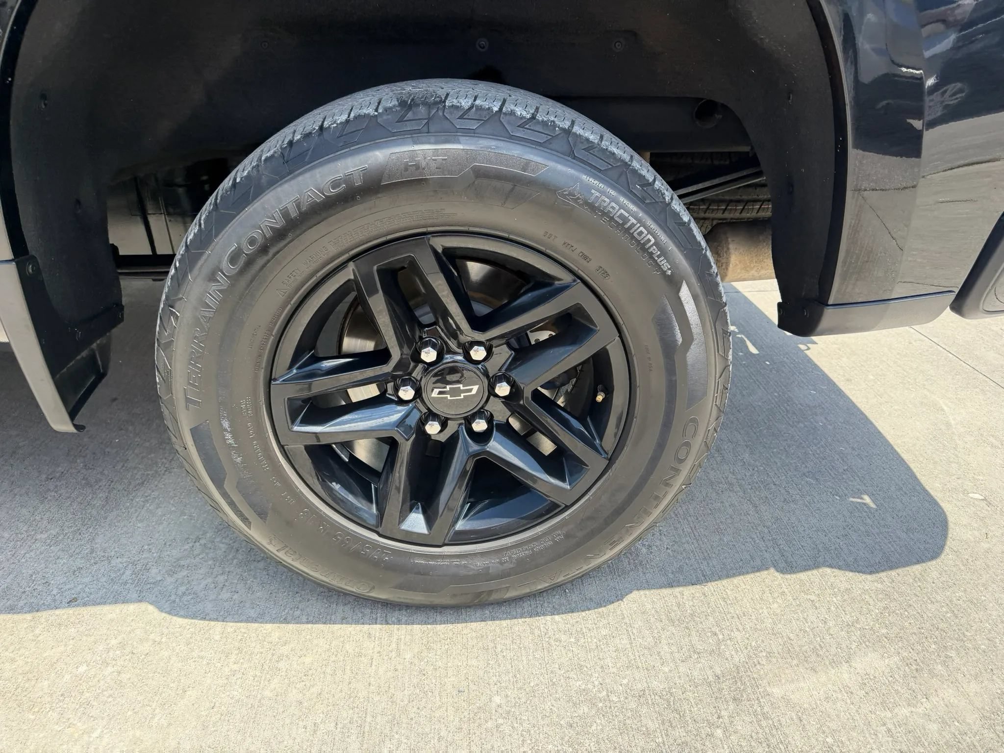 Used 2020 Chevrolet Silverado 1500 LT Trail Boss w/ Midnight Edition AWD/4WD image 22