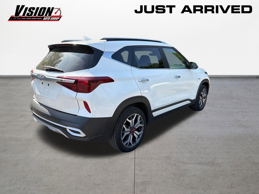 Used 2022 Kia Seltos SX w/ Sunroof Package AWD/4WD image 5