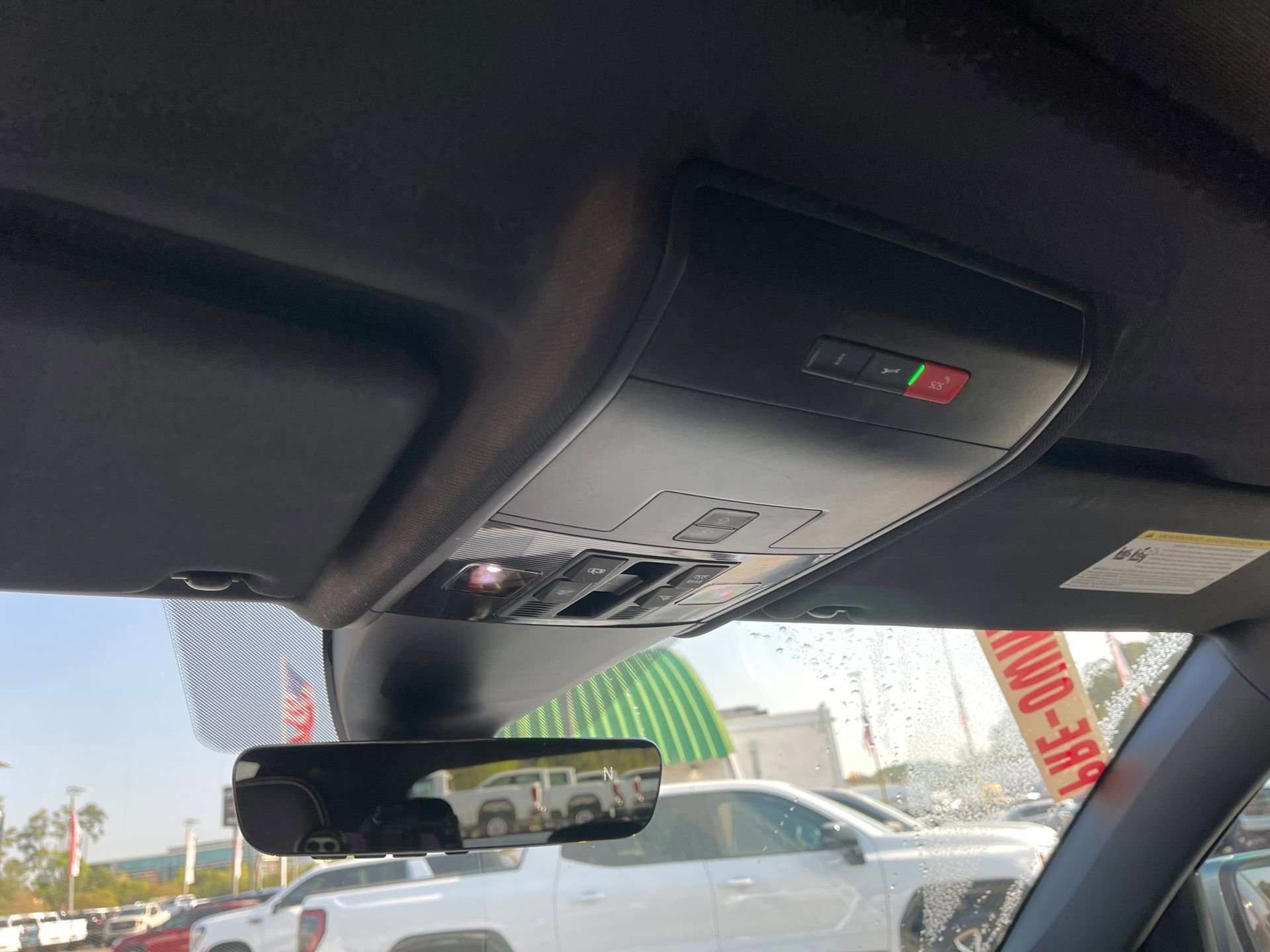 Used 2023 Volkswagen Atlas Cross Sport SEL Premium R-Line image 19