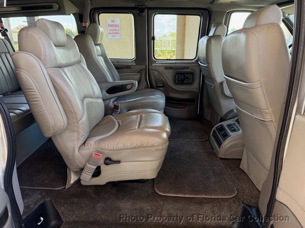 Used 2013 GMC Savana 1500 RWD image 9